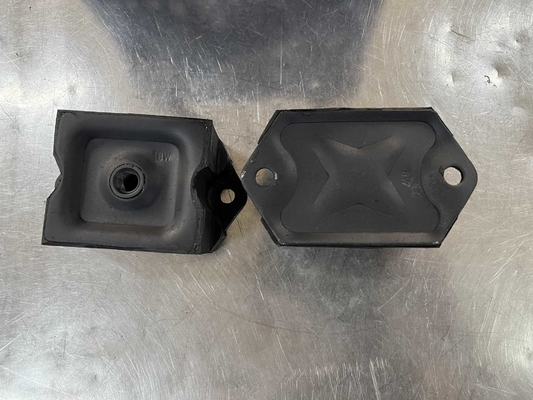 WG1680590095 Ön motor desteği Sinotruk T7 kamyon parçaları